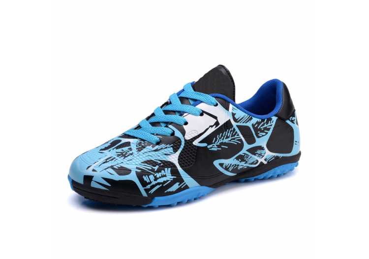 Men Shoe 2022 Fall Winter New Men Sports Shoes Football Shoes Breathable Non Slip Sports Shoes Loafers Sneaker