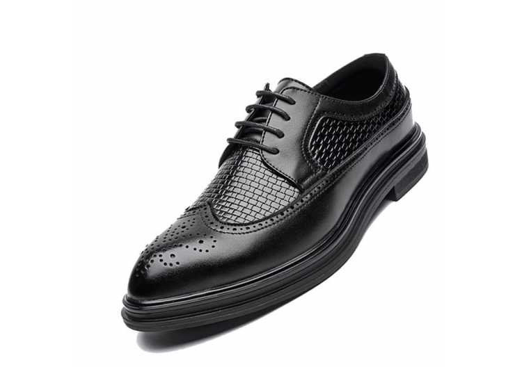 2021 Men Patent Leather Brogues Formal Shoes High Quality Designer Luxury Elegant Fashion Oxford Men's Dress Shoes